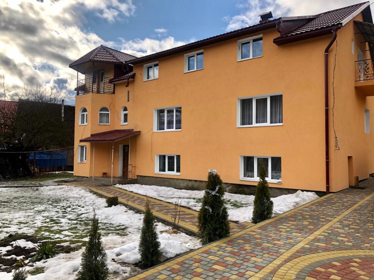 Sadyba Domashniy Zatyshok Pilipets Exterior photo